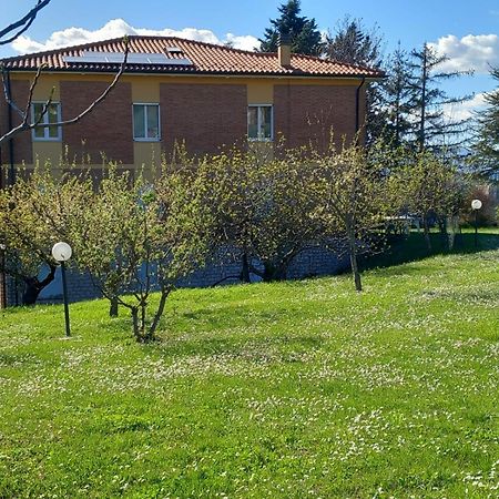 La Casa Di Enzo E Lucia Leilighet Urbino Eksteriør bilde